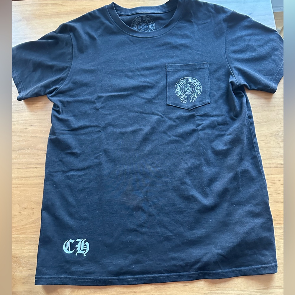 Authentic chrome hearts black shirt size  XL